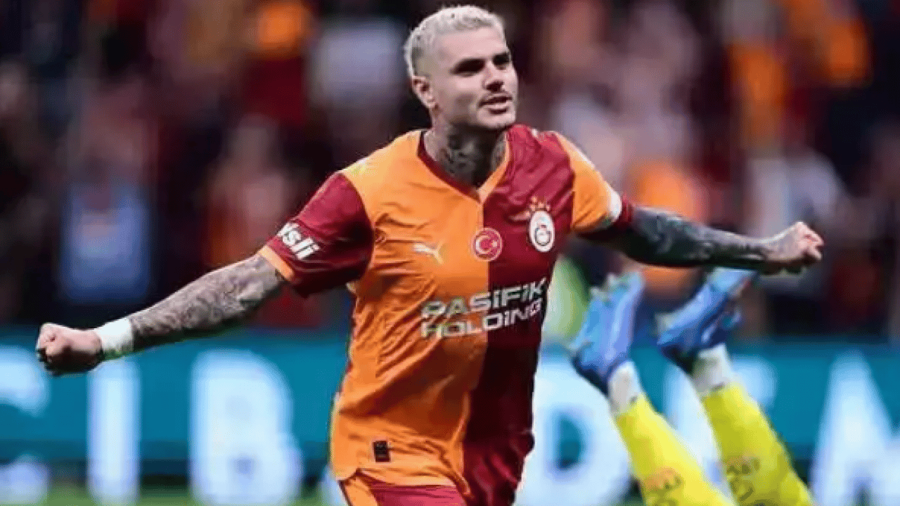 Foto - Gol krallığı yarışında makas açılıyor! Yıldız futbolcu zirveyi bırakmıyor!