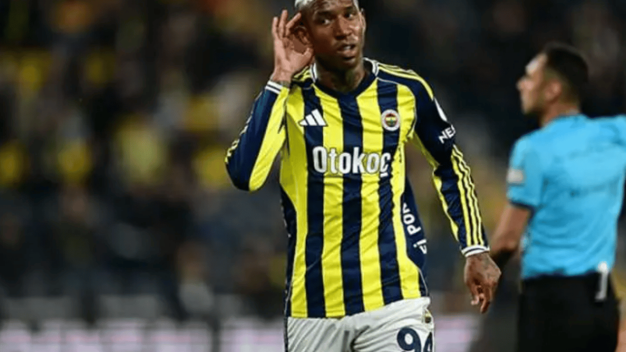 Foto - Hat-tick yaptı zirveye göz kırptı! Gol krallığında yarış kızıştı!