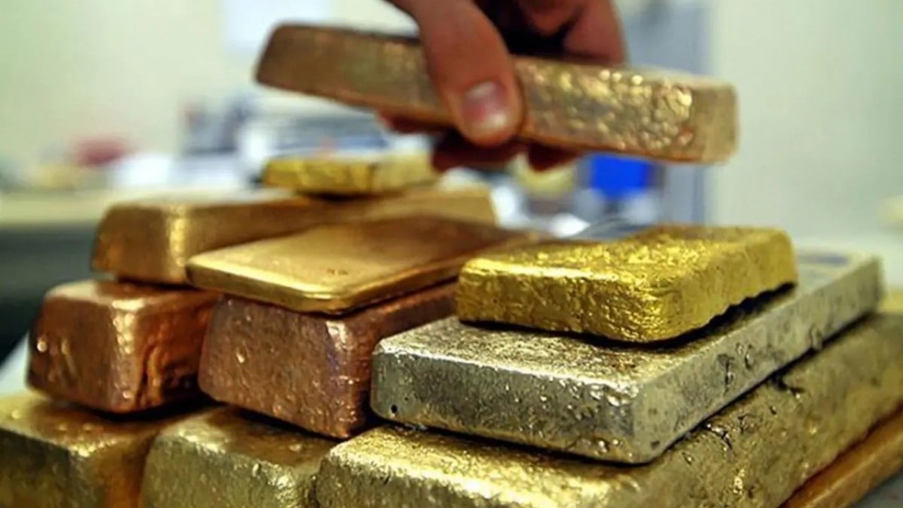 Foto - Gölde resmen altın hazinesi buldu! Belediye başkanı inanmakta zorlandı