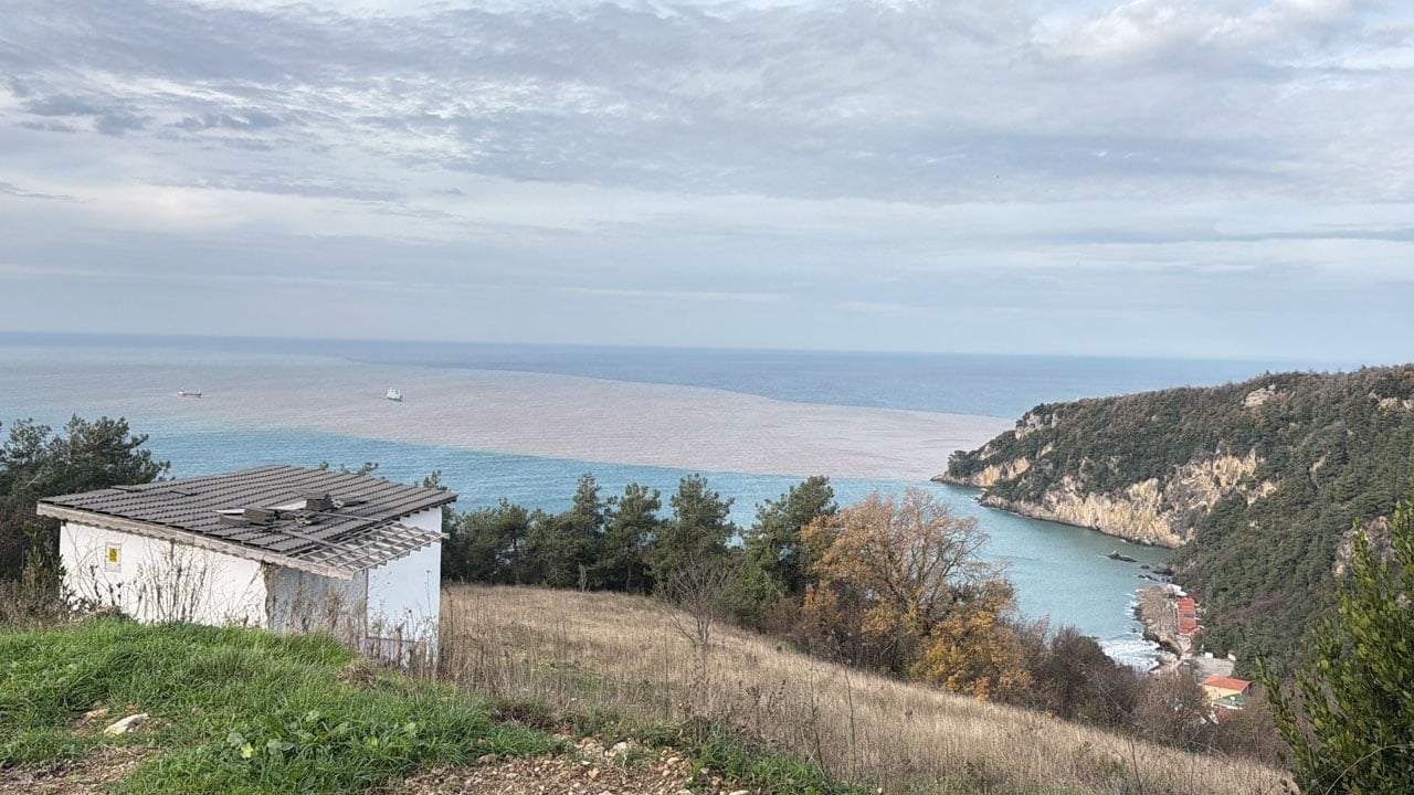 Foto - Gören şaşırdı kaldı! Deniz suyu bu hale geldi