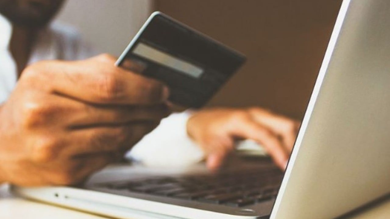 Foto - Görenler gözlerine inanamadı:1 milyon liralık ayakkabı 13 bin liraya düştü!