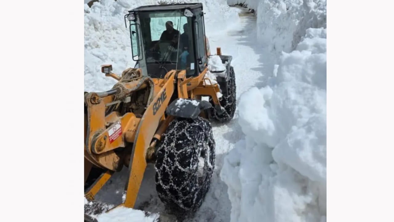 Foto - Görenler gözlerine inanamıyor: Haziran ayında 6 metre kar!