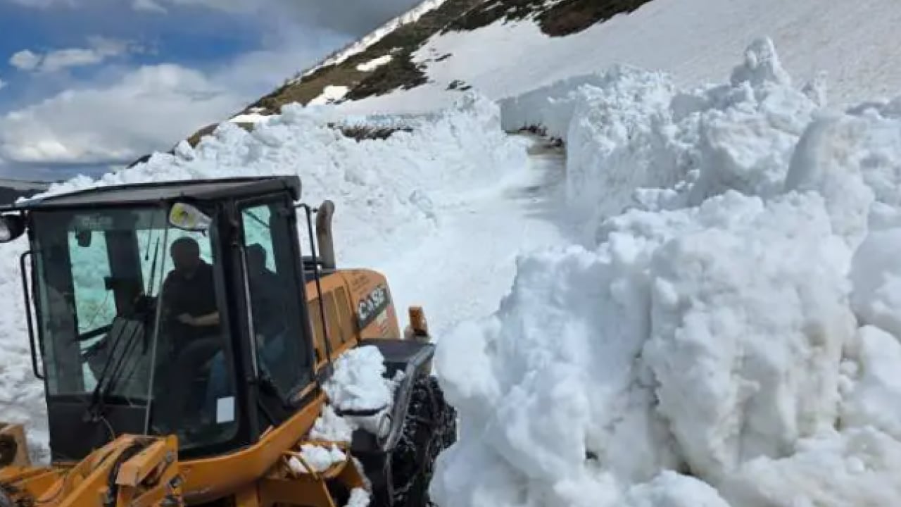 Foto - Görenler gözlerine inanamıyor: Haziran ayında 6 metre kar!