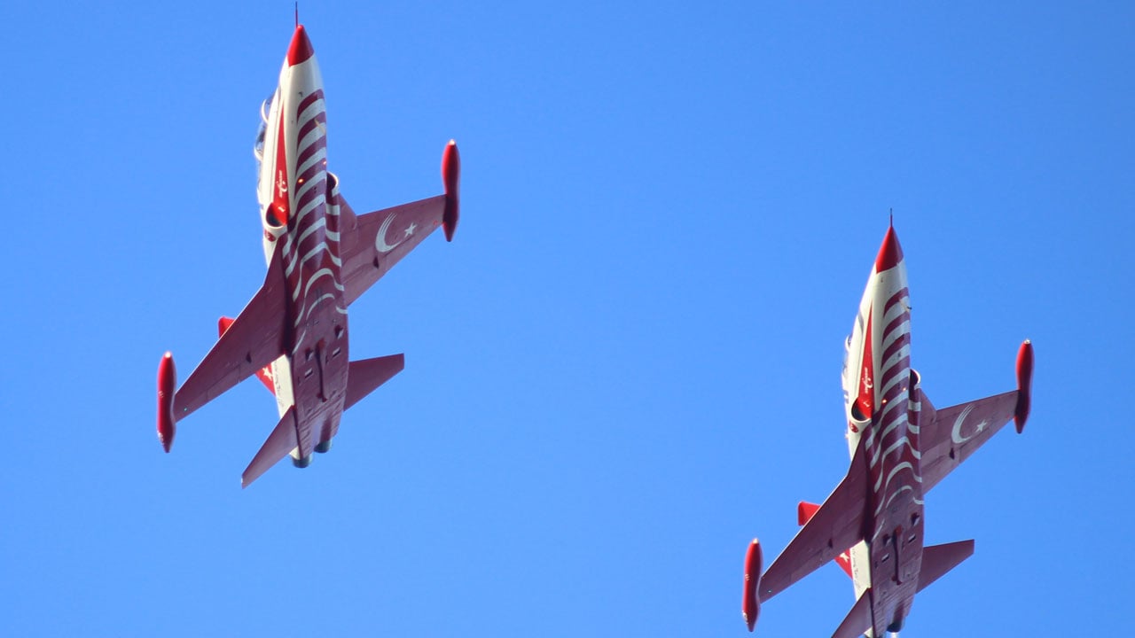Foto - Görsel şölen! Türk Yıldızları Selimiye semalarında nefes kesti