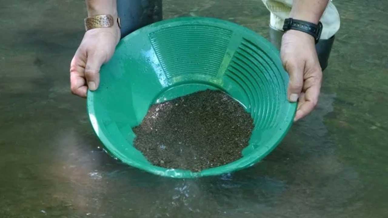 Foto - Görüntü Türkiye'den! Günde 6 gram altın buluyorlar