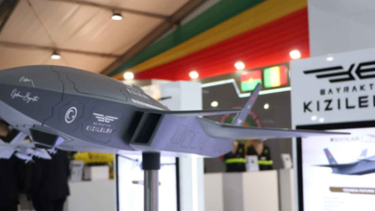 Foto - Görüntüler geldi: Baykar, TB2, Bayraktar AKINCI, Bayraktar TB3 ve Bayraktar KIZILELMA ile o ülkede