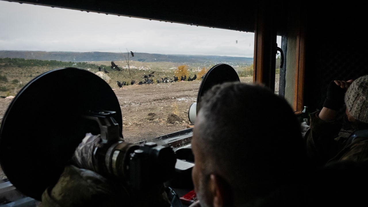 Foto - Görüntüler nefes kesiyor! Leşlerle dolu bu istasyona fotoğrafçılar akın ediyor
