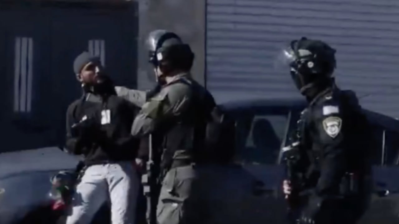 Foto - Görüntüler ve hastane raporu Siyonist hakime yetmedi: Muhabiri hastanelik eden İsrail polisine beraat