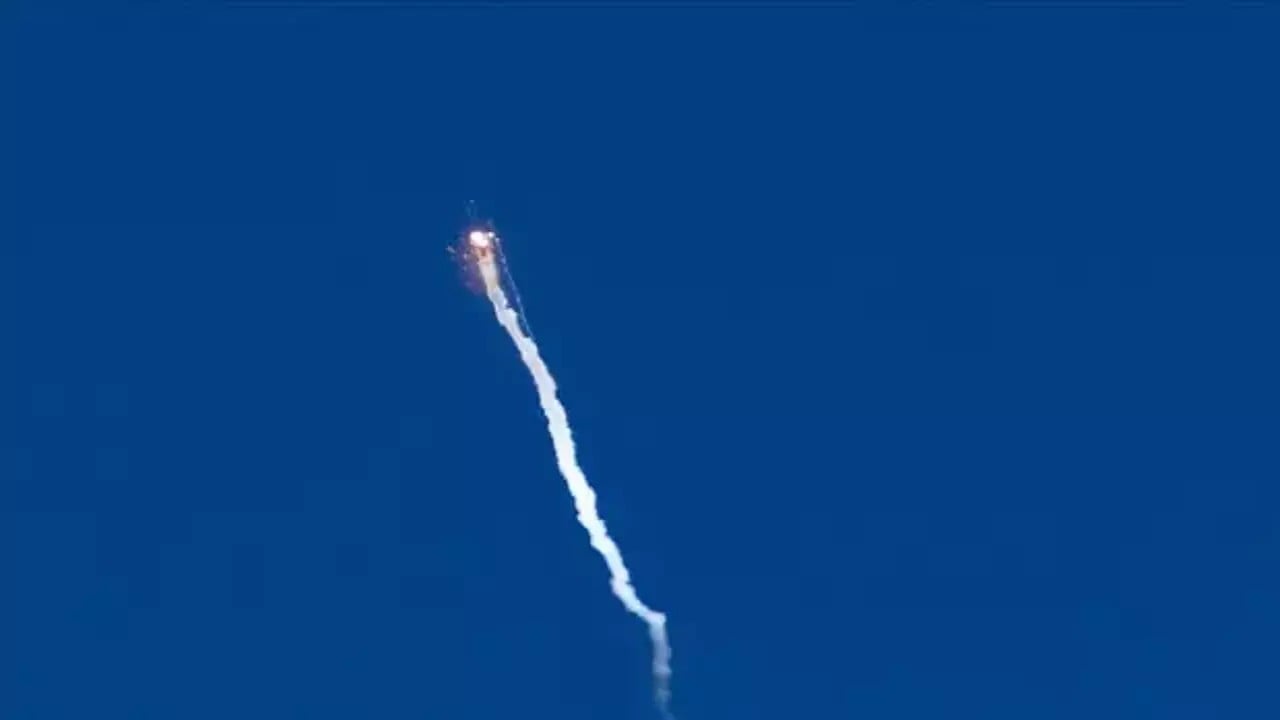 Foto - Görüntülerle doğrulandı: Savaşta test edilmemiş füzeler ateşlendi