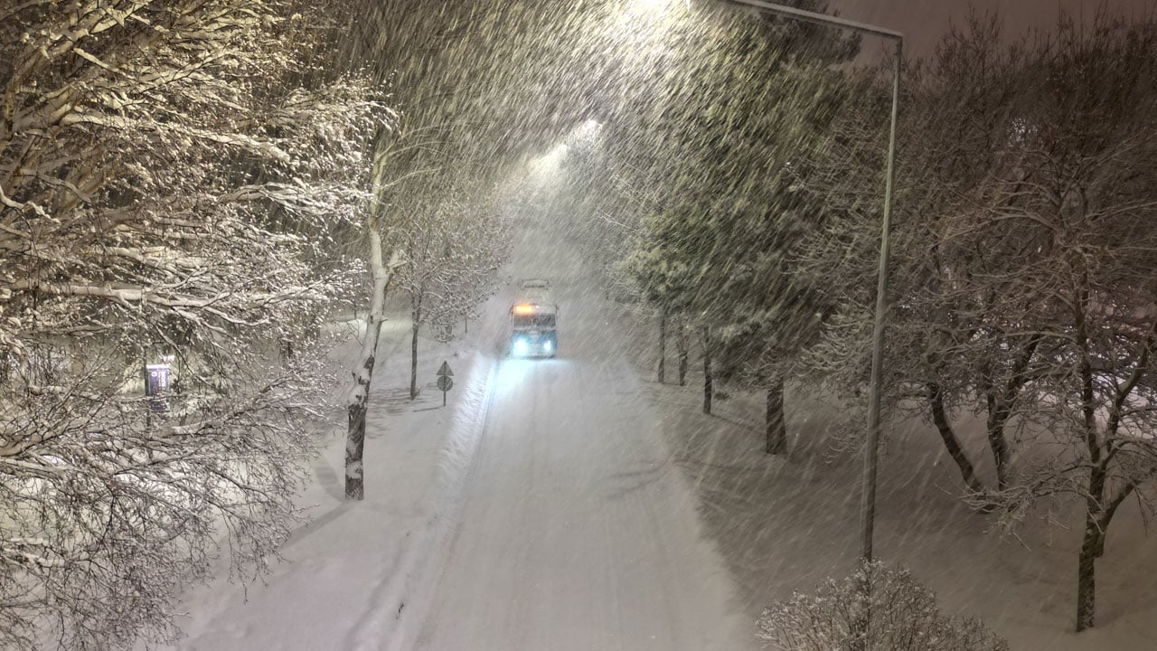 Foto - Göz gözü görmedi! Tarihi yapılar beyaz örtüyle kaplandı