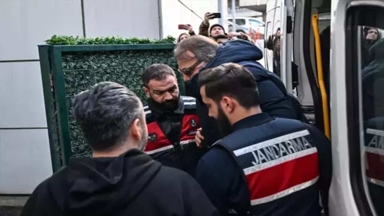 Foto - Gözaltına alınan Oktay Kaynarca ve Emel Müftüoğlu hakkında karar çıktı