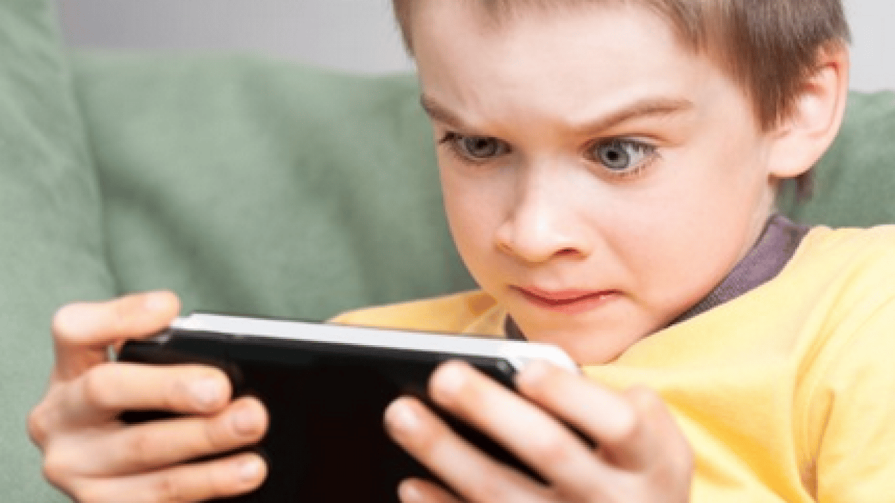 Foto - Gözümüzün içine baka baka yapıyorlar üstelik: Dijital ekran bağımlılığı çocuklarda kabızlığın...