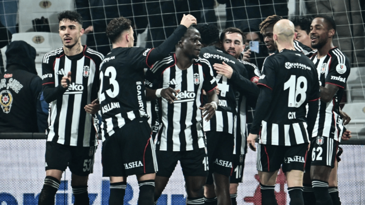 Gözünü iyice karartan Beşiktaş'tan tarihte bir ilk gelecek mi? Rakibini tedirgin etti yine... 