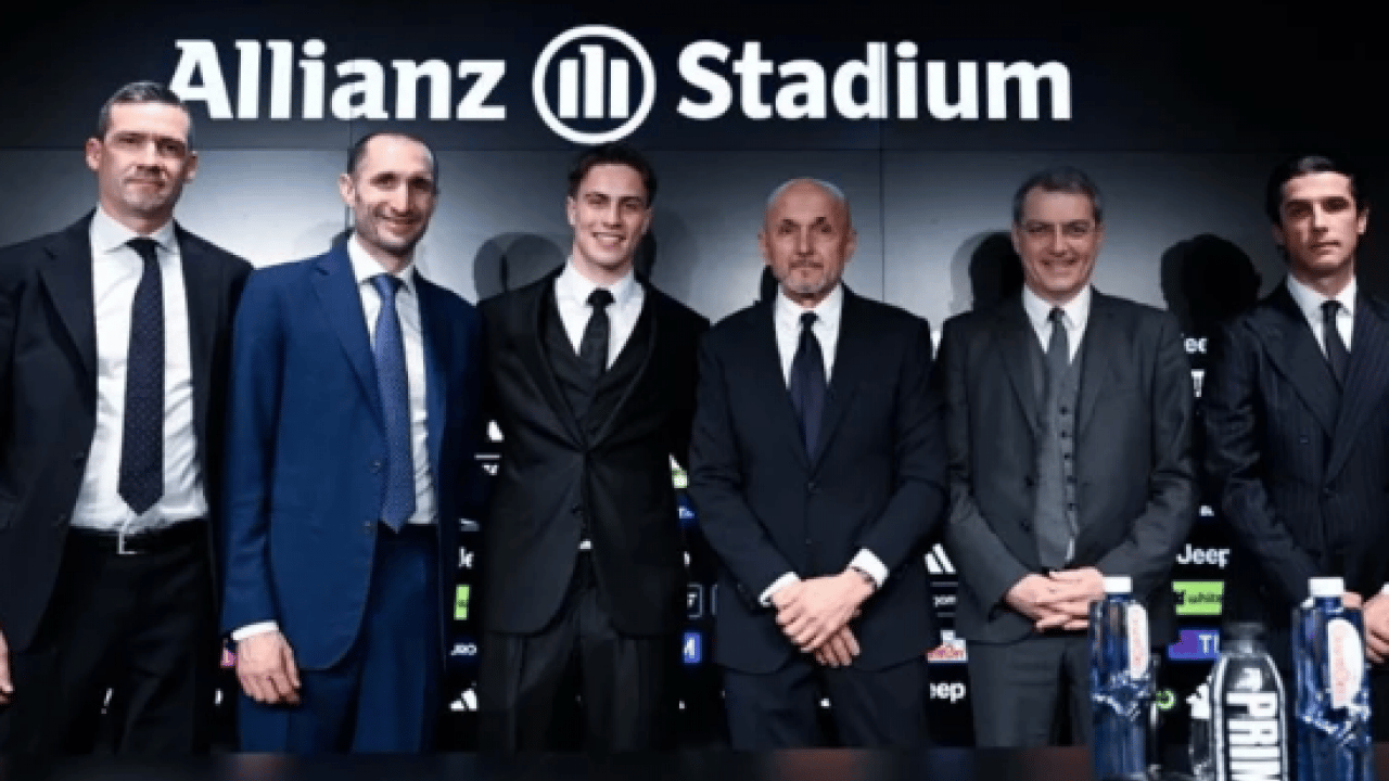 Foto - Gözünü şimdi o yıldıza dikti Okan Buruk... Galatasaray'da Kenan Yıldız'a özel önlem