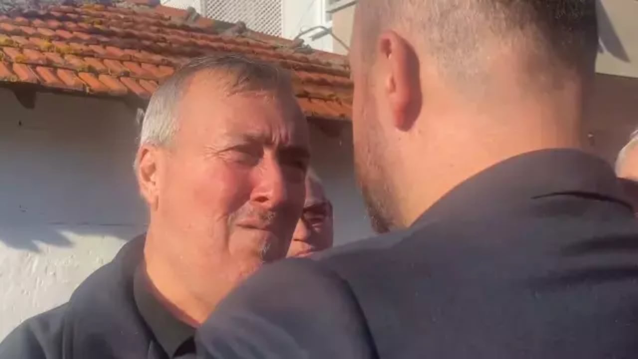 Foto - Gözyaşları içinde yürek burkan istek! Şehit babası önce sarıldı, sonra "Beni Bahçeli’ye götürün" dedi