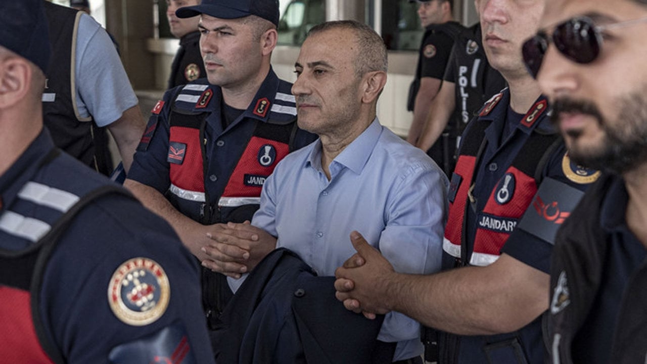 Foto - Gülistan Doku soruşturmasında şok detaylar... Eski Vali Tuncay Sonel’in ağızları açık bırakan planı ortaya çıktı: İşte suyun 14 metre altında bulunan reçete ve makas detayı