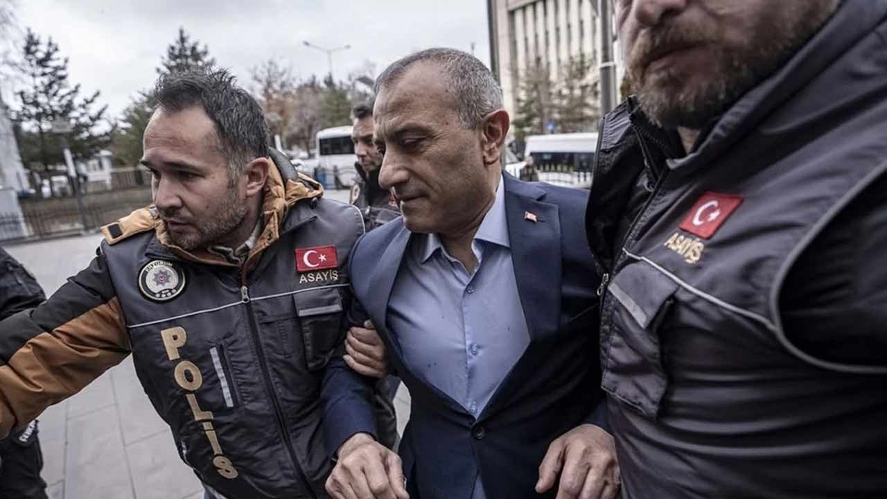 Foto - Gülistan Doku soruşturmasında tutuklanmıştı… Eski Vali’ye gelen mesajlara bakın! ‘Yok edeceğim’