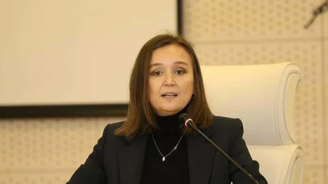 Foto - Gülşah Durbay’ın ardından Şehzadeler Belediye Meclisi yeni başkanını seçecek! AK Parti'den anlamlı karar