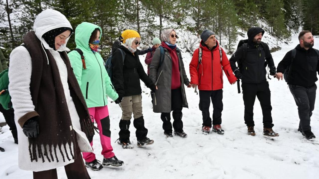 Foto - Gümüşhane'de stresini atmak isteyenler Torul’un zirvelerine tırmandı