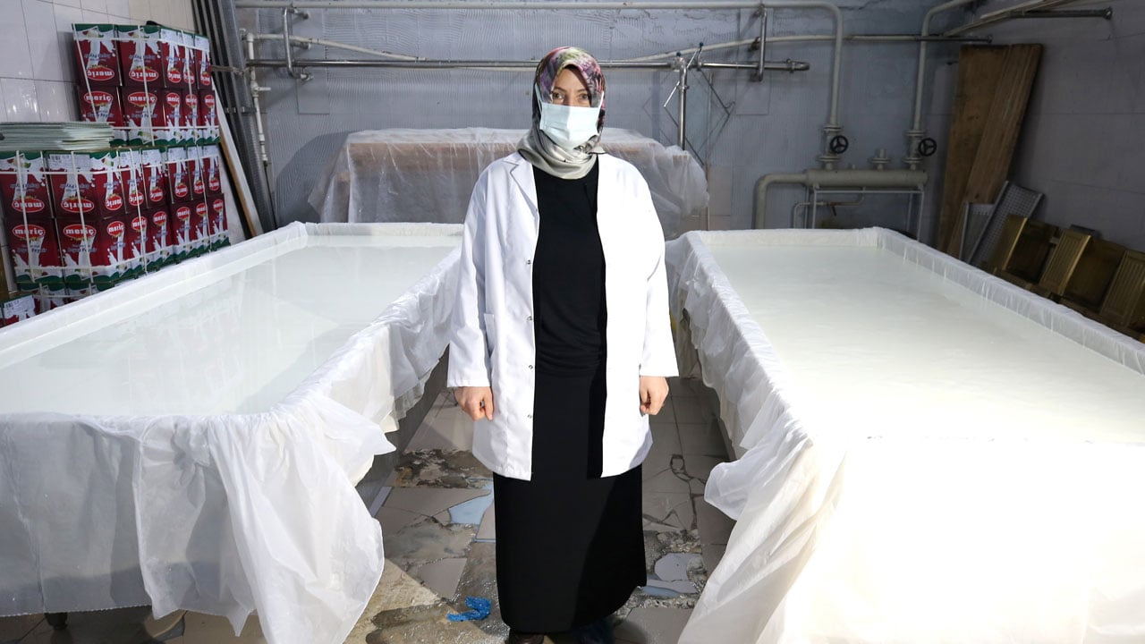 Foto - Günde 10 ton süt işliyor! Devlet desteğiyle hayalini üretime dönüştürdü