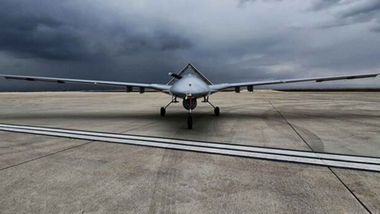 Foto - Gündeme bomba gibi düştü! Bayraktar TB2 SİHA ile askerlik ilanı yaptılar