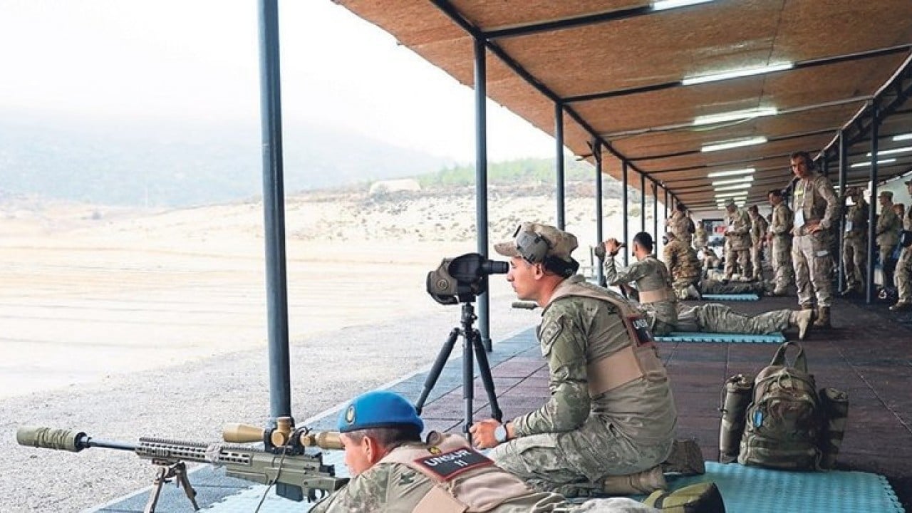Foto - Gündeme oturdu: Türk keskin nişancıları helikopterden vurdu