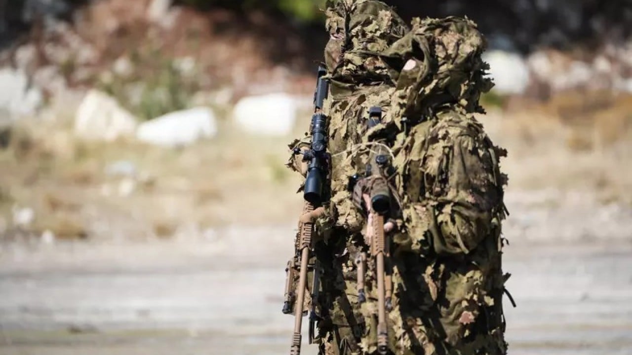 Foto - Gündeme oturdu: Türk keskin nişancıları helikopterden vurdu