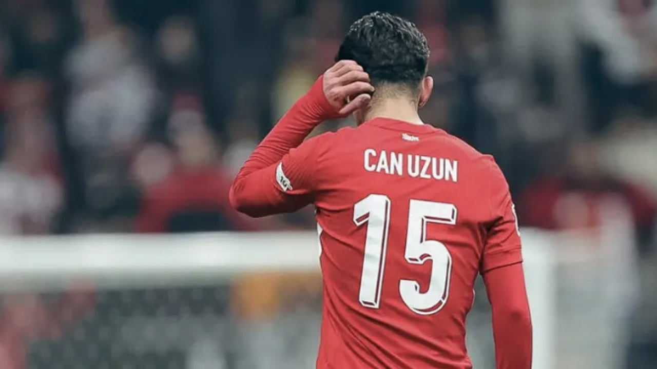 Foto - Gündemi sarsacak para! Can Uzun'a 50 milyon istediler: Aşağı yukarı Bernardo Silva'nın maaşı!