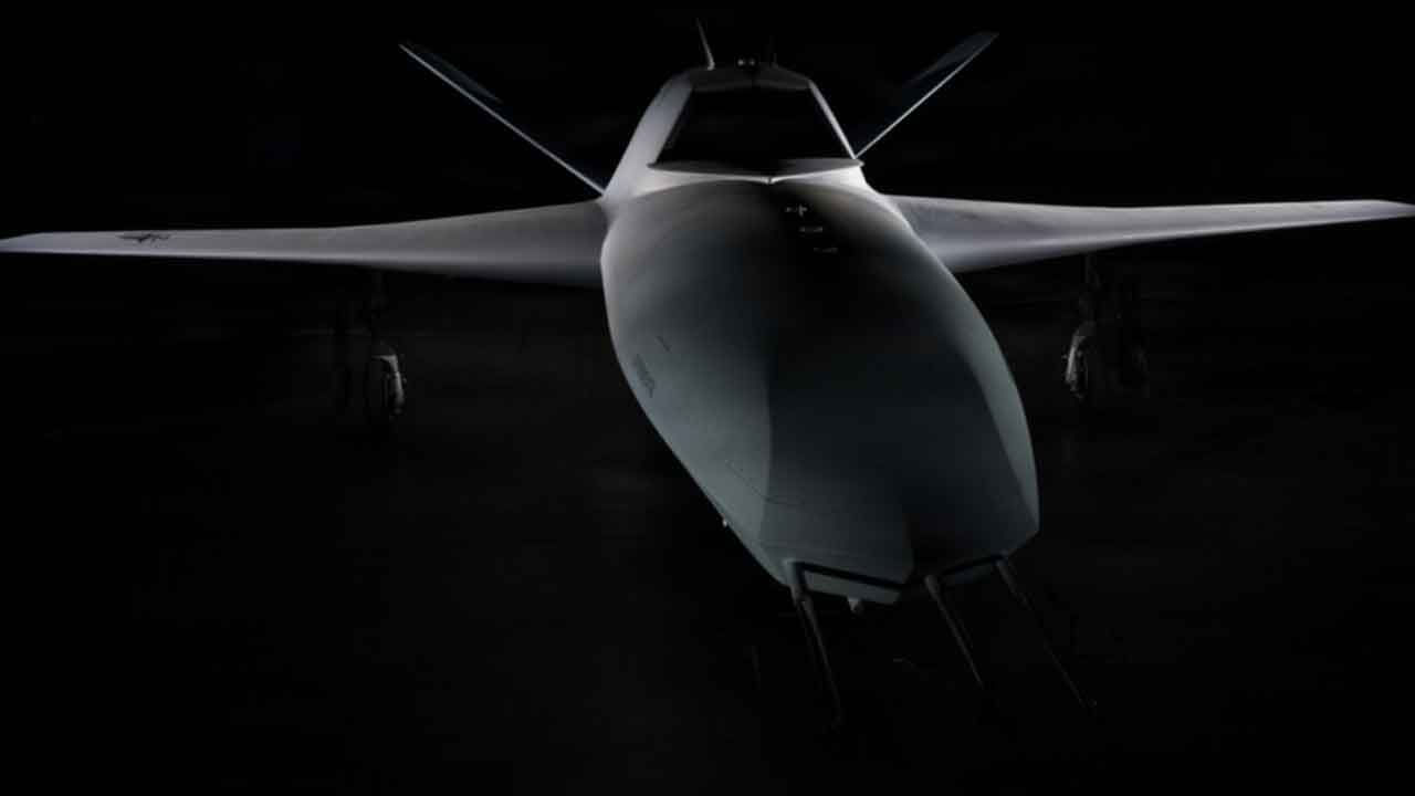 Foto - Gündemi sarsan gelişme: Bayraktar Kızılelma'nın rakibi yere çakıldı