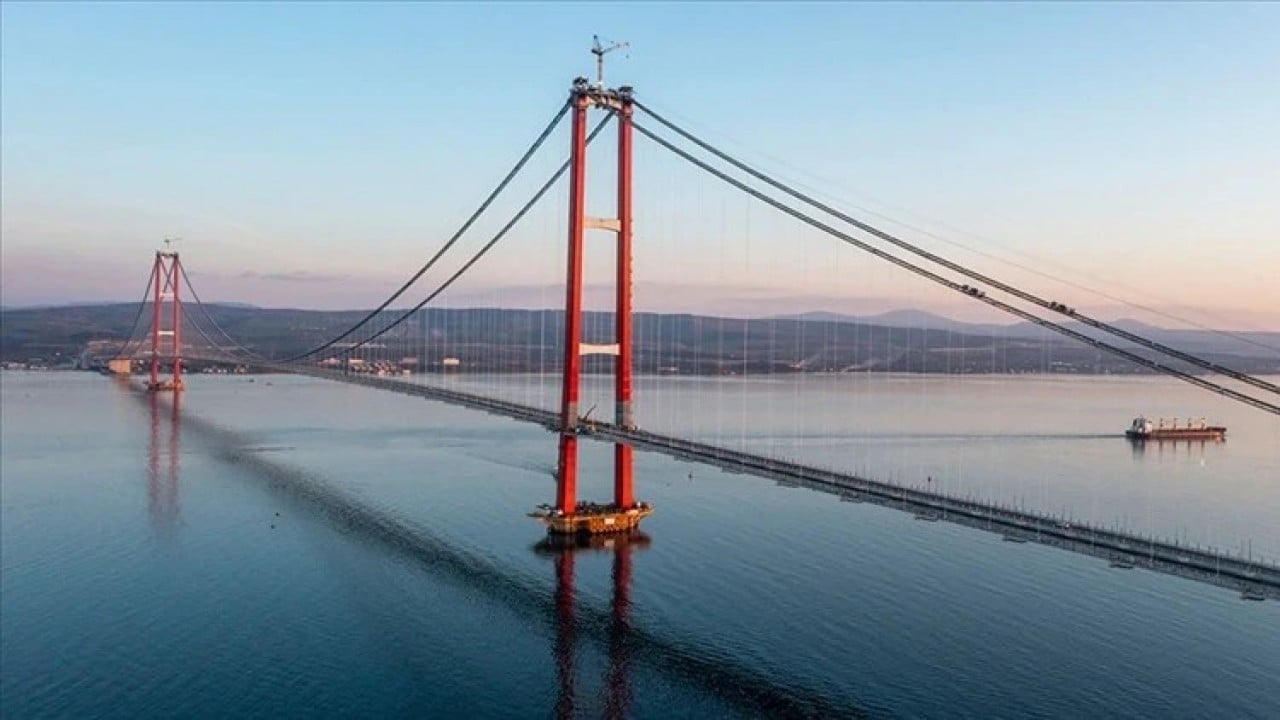 Foto - Güney Koreliler hisse sattı: Türkiye'nin ünlü köprüsünde kontrol Limak Holding'e geçti