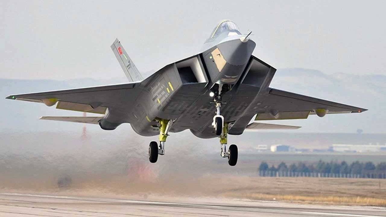 Foto - Güneydoğu Asya ülkesi yeni nesil savaş uçağı için düğmeye bastı! KAAN'ı aday listesine aldılar