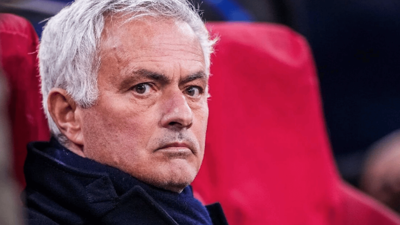 Günün karikatür haberi Tazminatör Mourinho'dan geldi! Sen kim Real kim artık... 