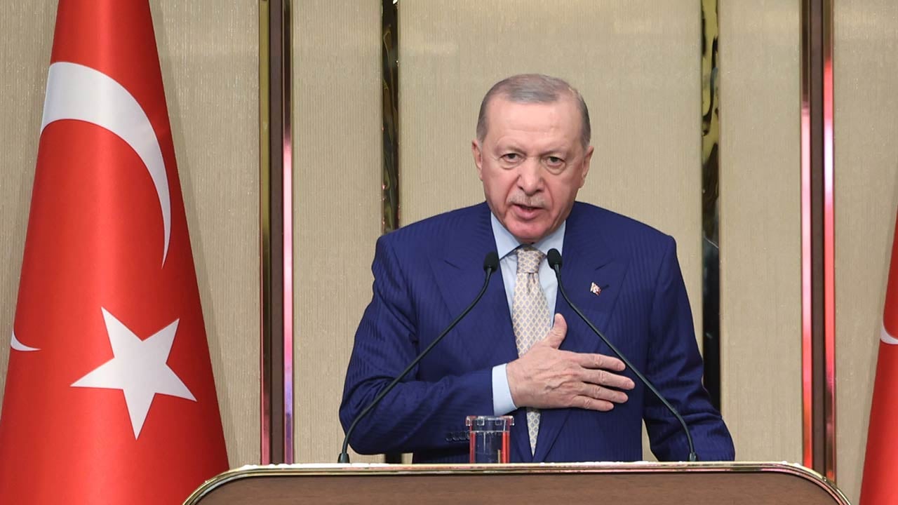 Foto - Gurbetçilerin Türkiye övgüsünden rahatsız! Tahammülsüz Enginyurt hakaret etti, Başkan Erdoğan sahip çıktı