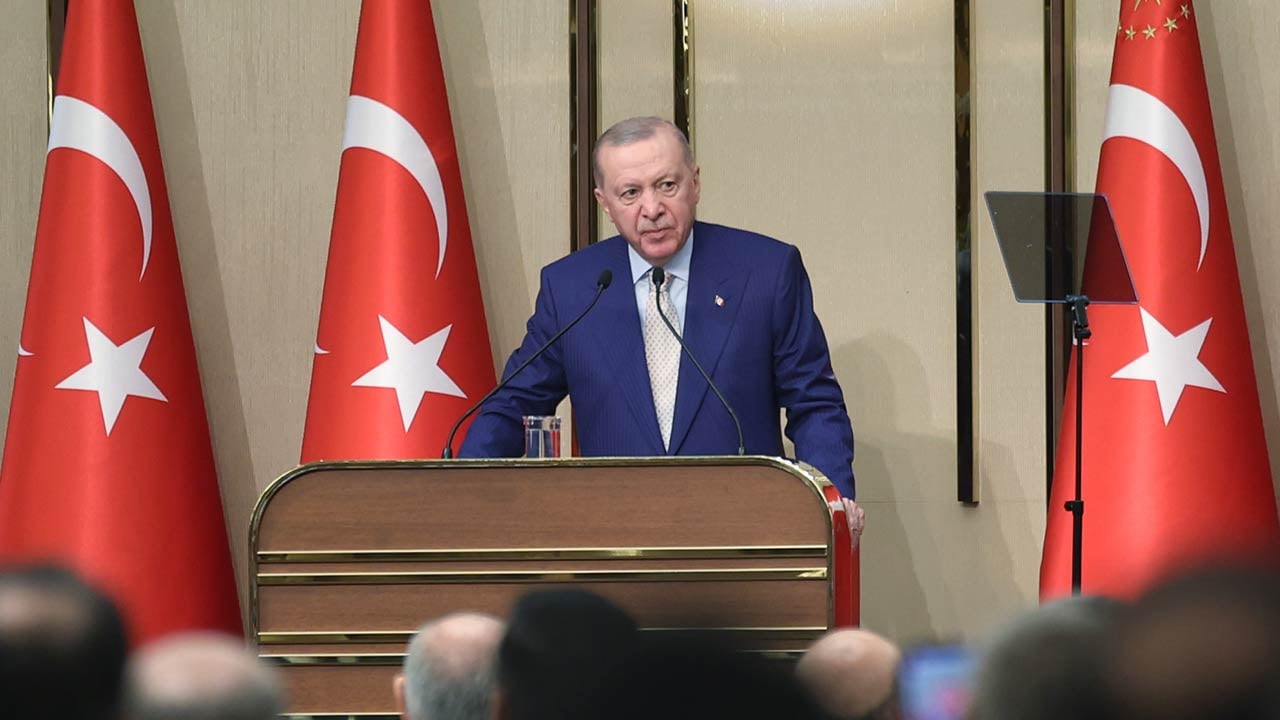 Foto - Gurbetçilerin Türkiye övgüsünden rahatsız! Tahammülsüz Enginyurt hakaret etti, Başkan Erdoğan sahip çıktı