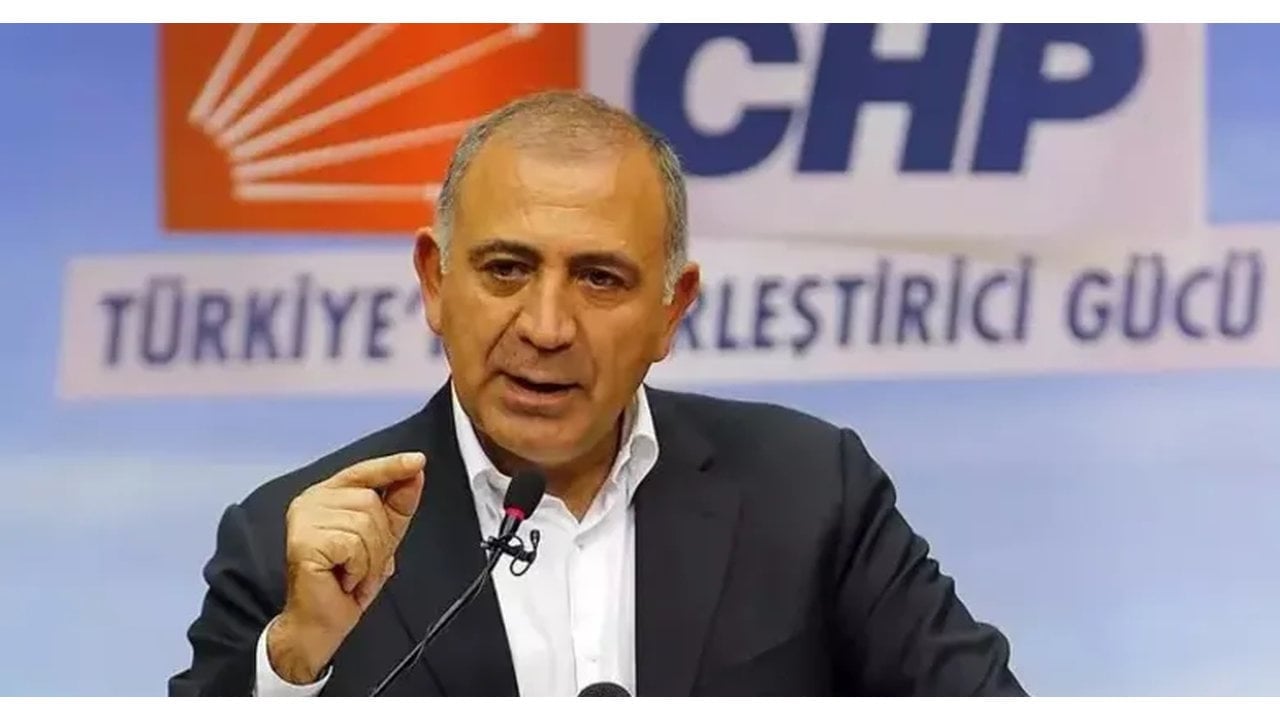 Foto - Gürsel Tekin, Özgür Özel ve şürekasını yerinden hoplatacak: Elimde haberler var, önümüzdeki günlerde...