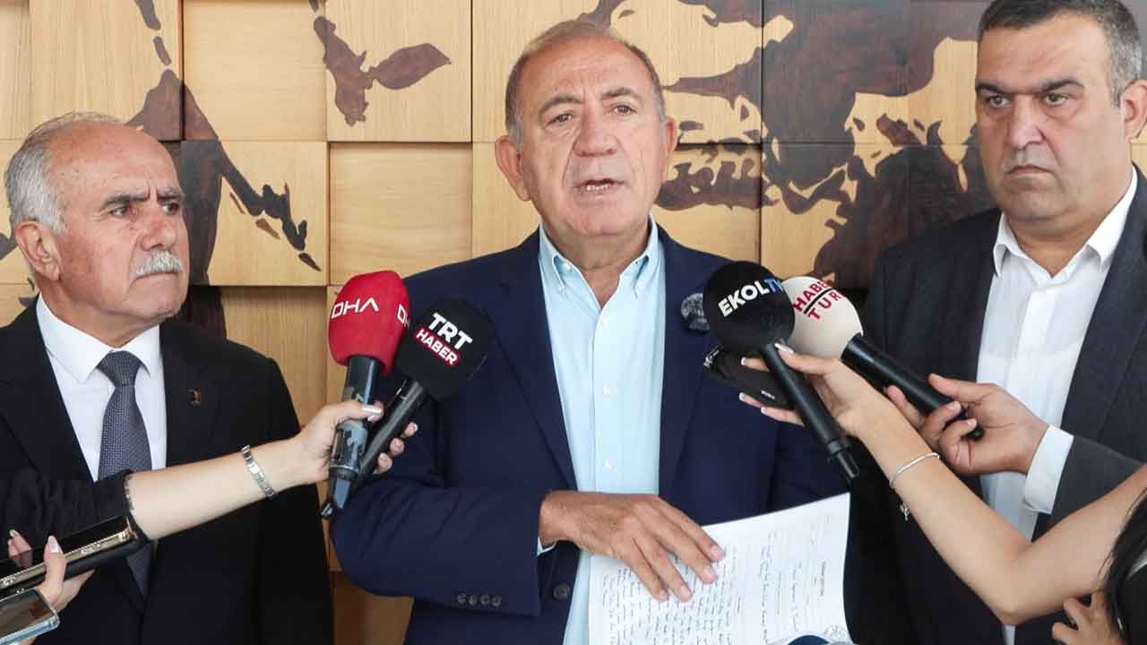 Foto - Gürsel Tekin'den hodri meydan: Seçim bunlarla kazanılmaz