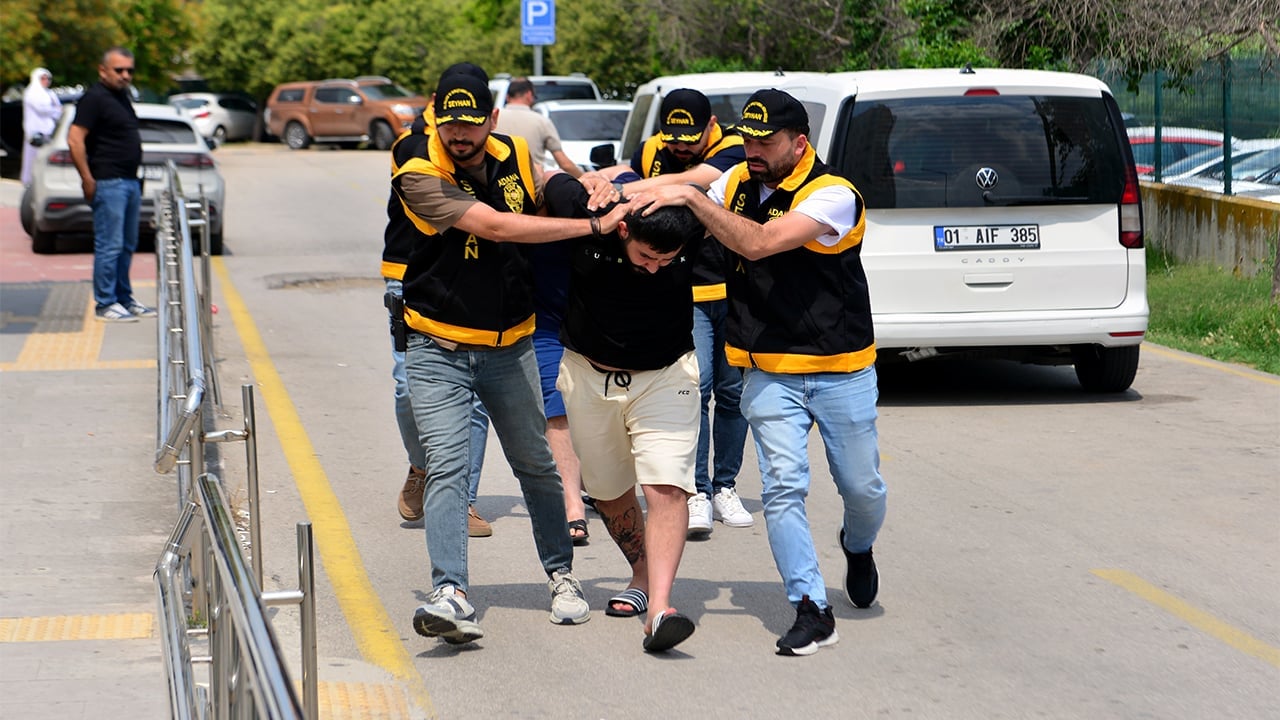 Foto - Gürültü yapma diyen komşusuna kurşun yağdırdı