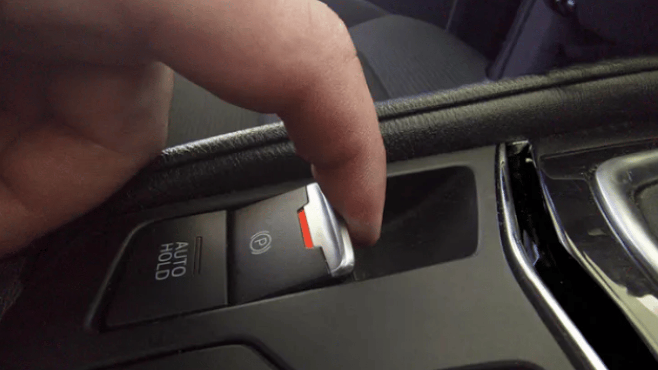 Güvenlik için herkes bilmeli: Bu düğmenin ne işe yaradığı belli oldu!