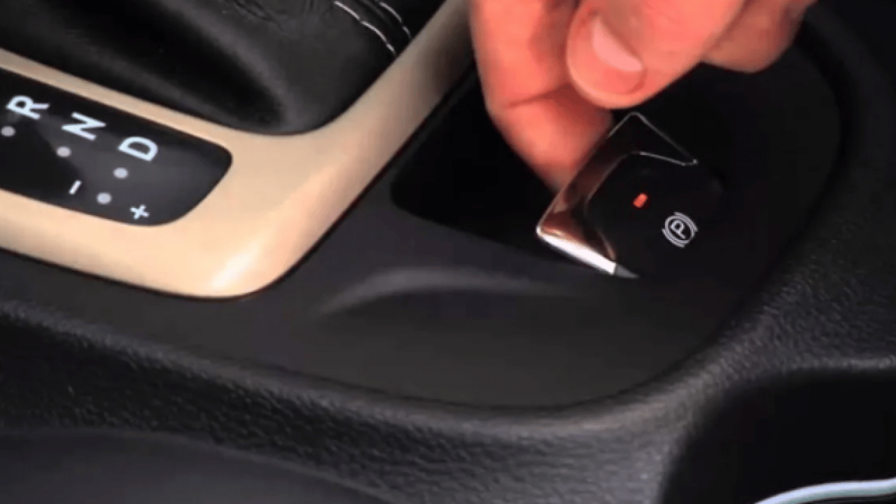 Foto - Güvenlik için herkes bilmeli: Bu düğmenin ne işe yaradığı belli oldu!