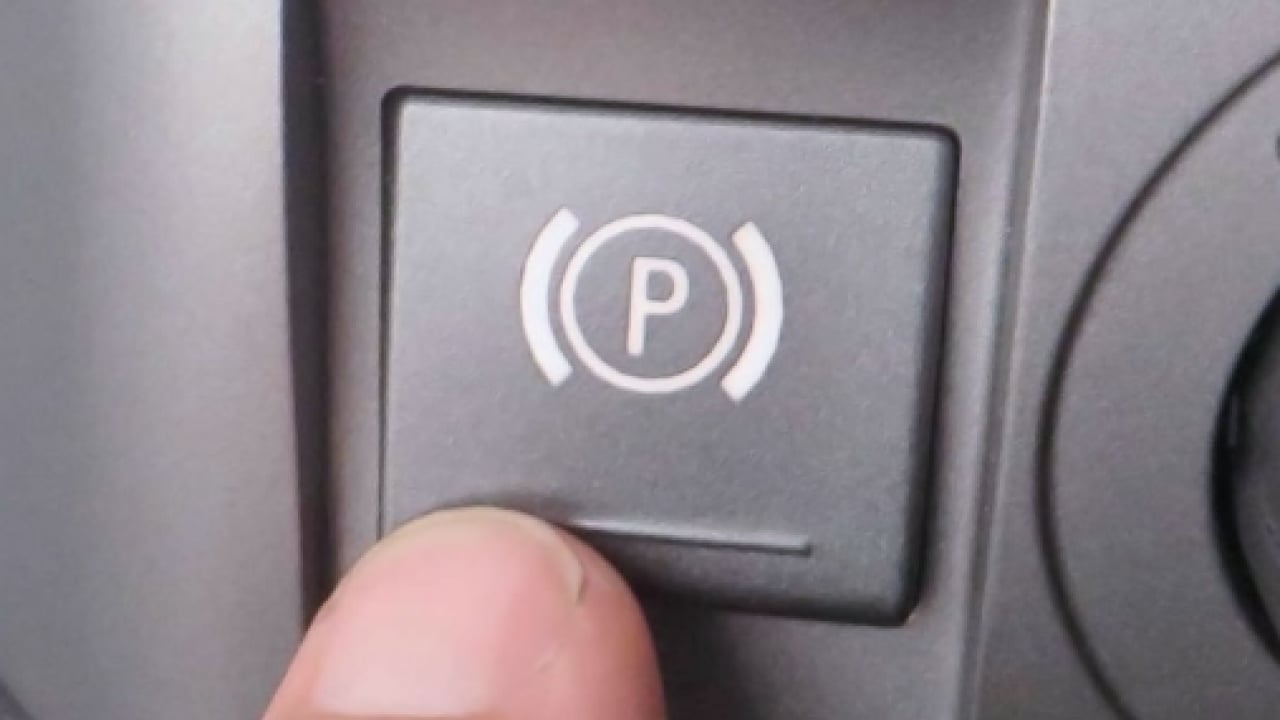 Foto - Güvenlik için herkes bilmeli: Bu düğmenin ne işe yaradığı belli oldu!