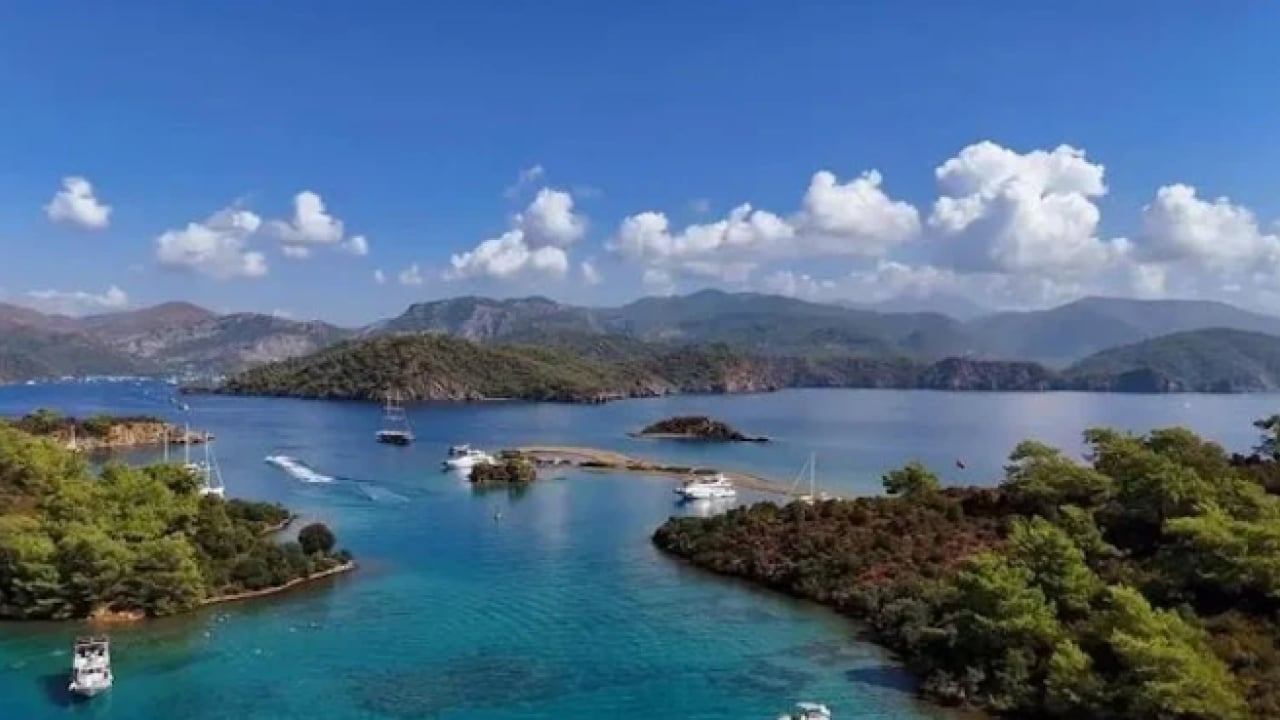 Foto - Güzelliklerine paha biçilemiyor: Sadece deniz yoluyla ulaşılabiliyor!