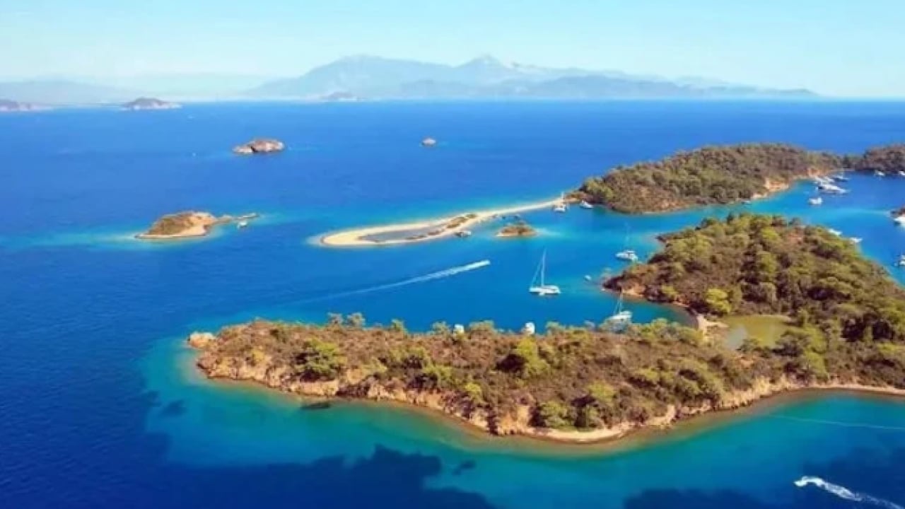 Foto - Güzelliklerine paha biçilemiyor: Sadece deniz yoluyla ulaşılabiliyor!