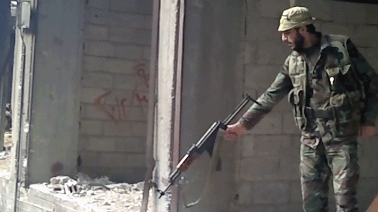 Foto - Haftada 50 Müslüman'ı infaz ediyordu... Enselendi!