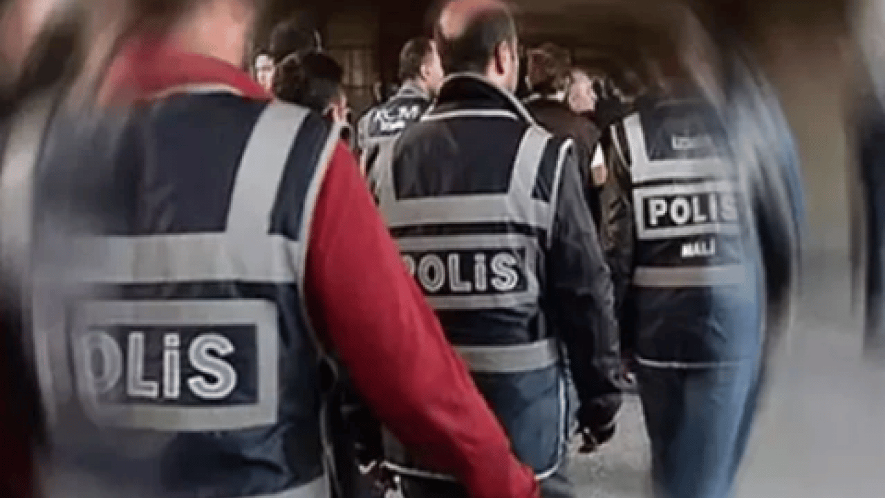 Foto - Hainlerin sınav kumpası patladı: FETÖ’nün soru hırsızı 16 alçak gözaltına alındı