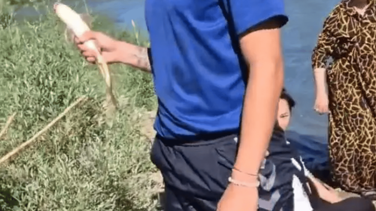 Foto - Hakan Çalhanoğlu krampon yerine kara lastik giydi! İşte o ilginç görüntüler!