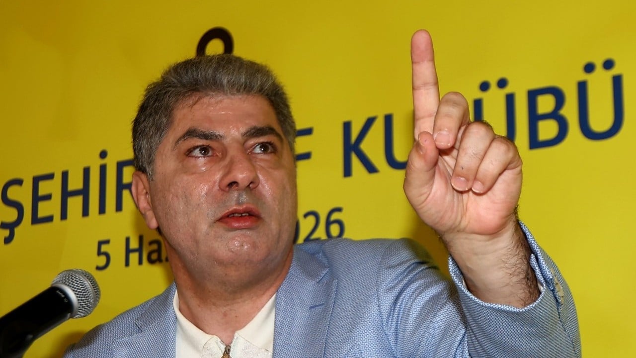 Foto - Hakan Safi’den Aziz Yıldırım’a sert gönderme: Aziz Başkanımın haline üzülüyorum!