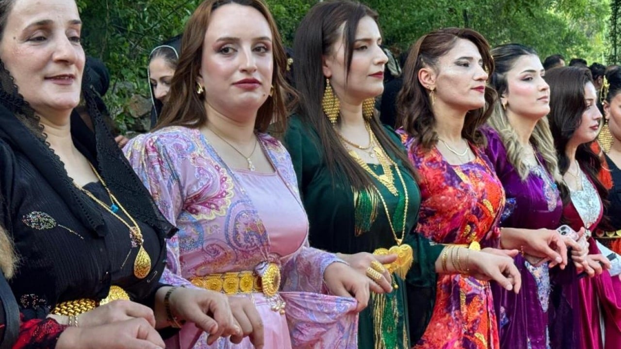 Foto - Halay kuyruğu alana sığmadı Şırnak’ta 56 yıl sonra bir ilk yaşandı