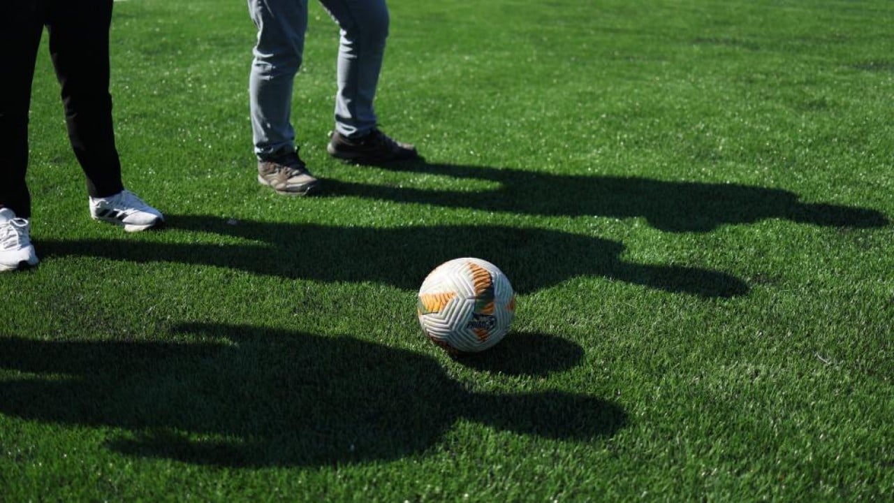 Foto - Halı sahayı çatıya taşıdılar Alt katta ticaret üst katta spor