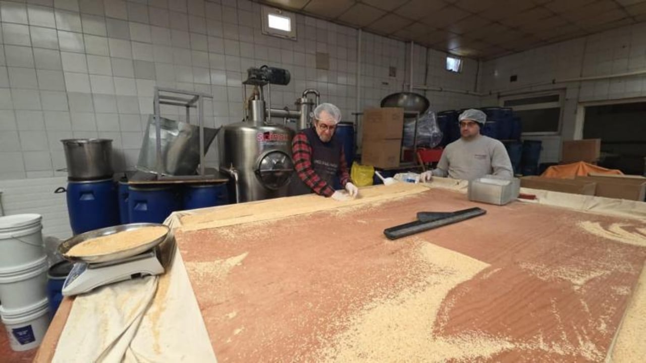 Foto - Halk arasında "bitli helva" deniyor, tadına bakan müptelası oluyor! Osmanlı valisinin hayran kaldığı 128 yıllık tarihi lezzetin sırrı ortaya çıktı