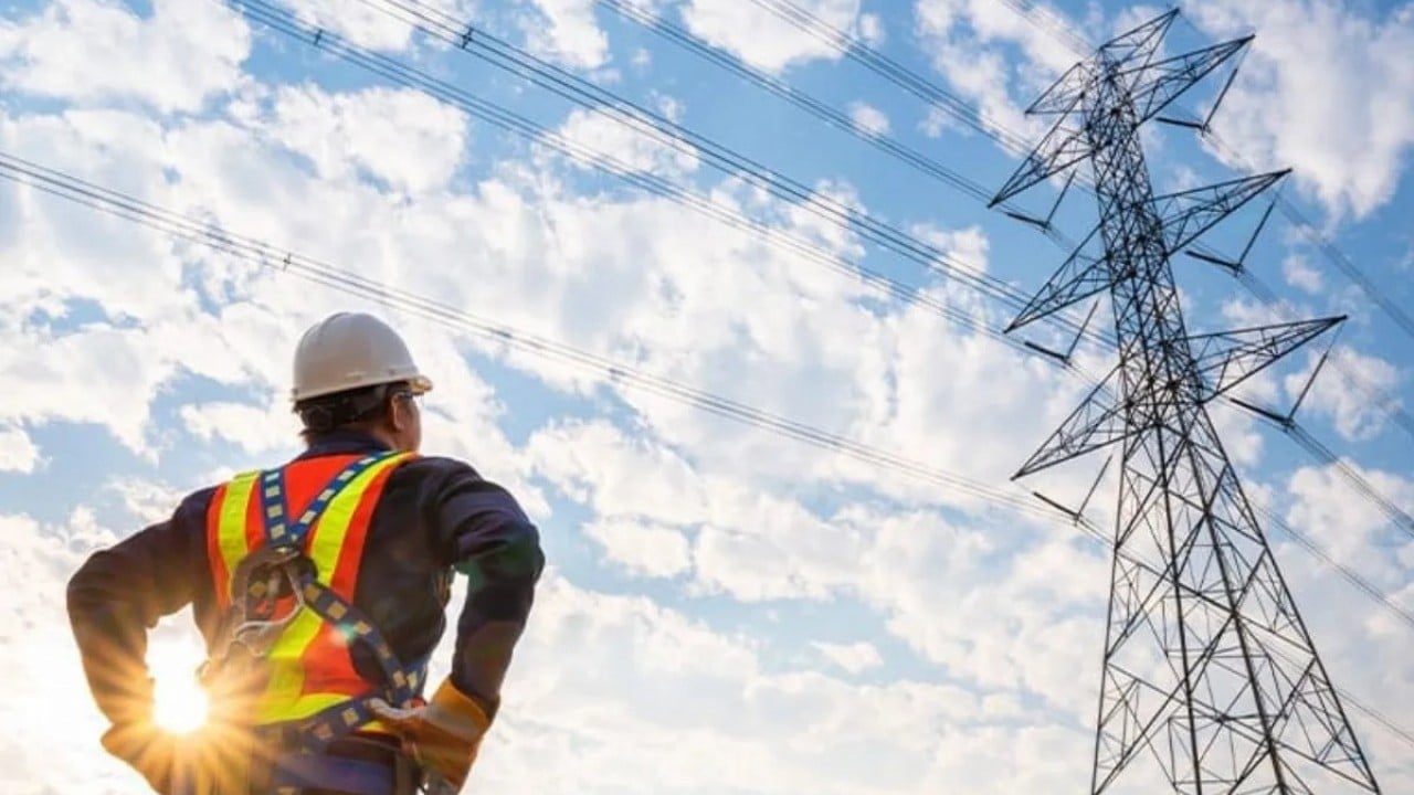 Foto - Halk elektriğe para ödemiyor, kaçak elektrik kullanımı patladı! Türkiye'den acilen yardım istediler